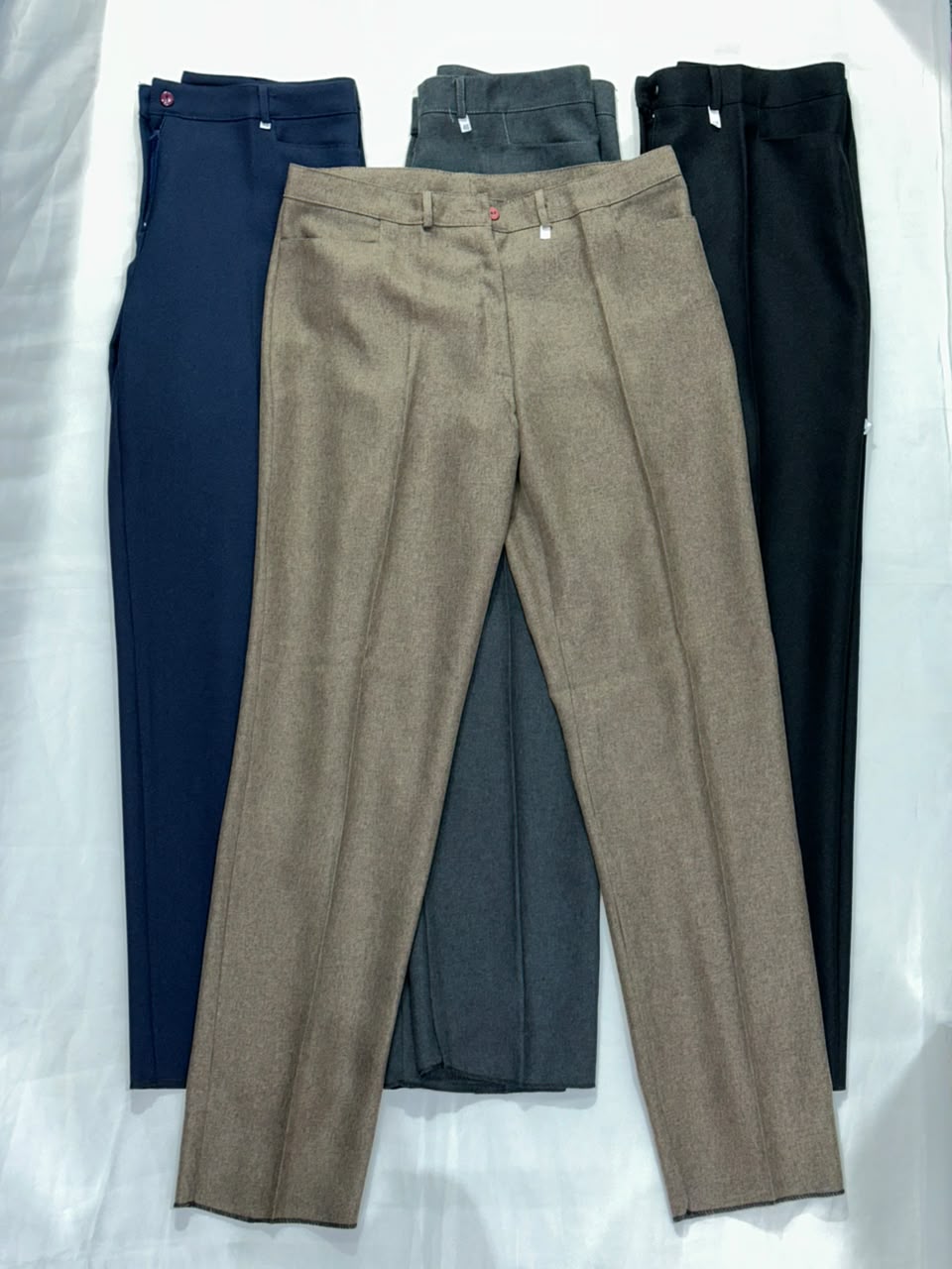 Pantalon clasico Sarga